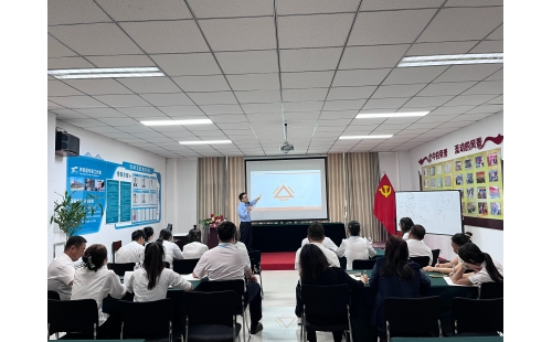 因果洞察 結(jié)果把控 經(jīng)營效能提升——銀川伊百盛開展專項培訓，夯實高質(zhì)量發(fā)展根基